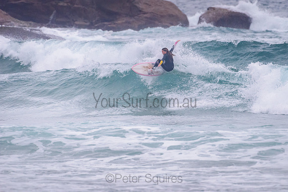 Whale_Beach_211111_070228_0093
