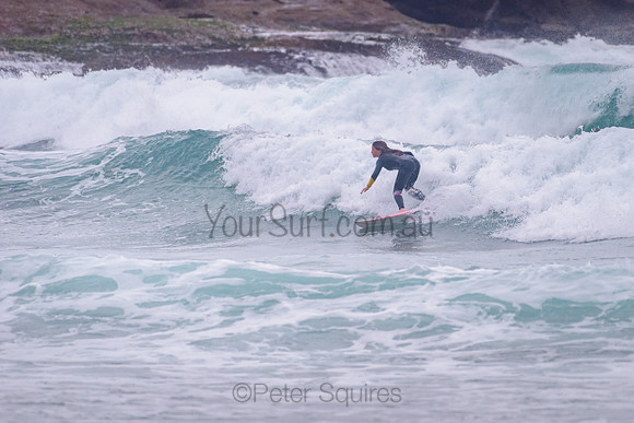 Whale_Beach_211111_070230_0095