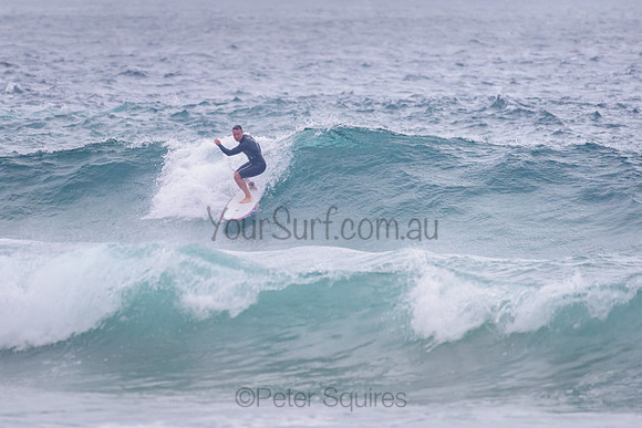 Whale_Beach_211111_070404_0096