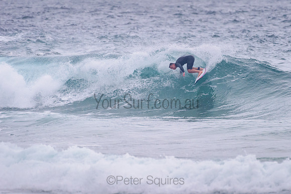 Whale_Beach_211111_070406_0099