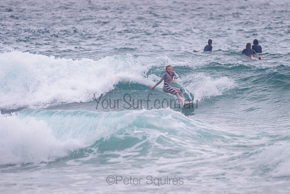 Whale_Beach_211111_070434_0101
