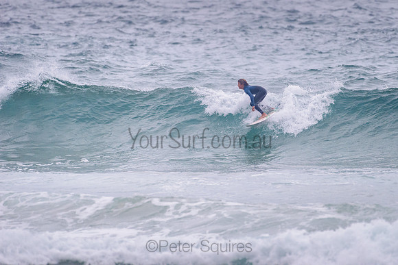 Whale_Beach_211111_070637_0107