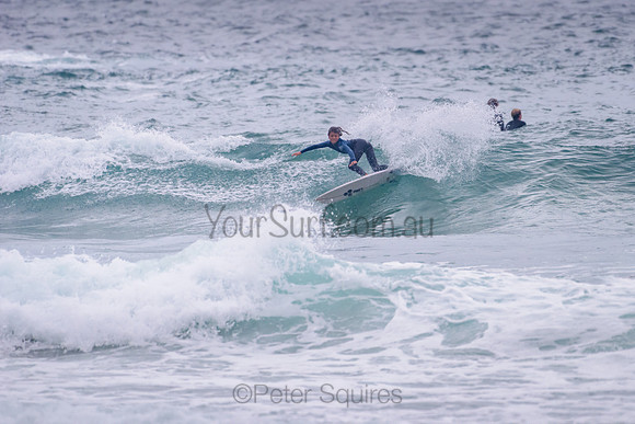 Whale_Beach_211111_071000_0117