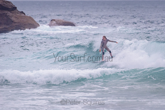 Whale_Beach_211111_071005_0118