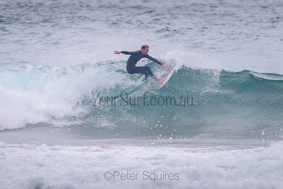 Whale_Beach_211111_071041_0123