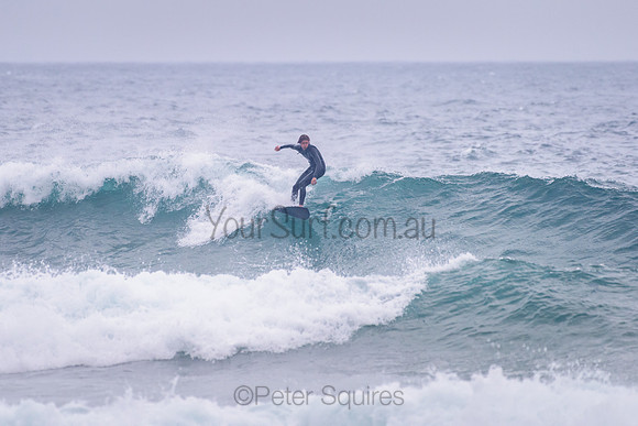 Whale_Beach_211111_071147_0124