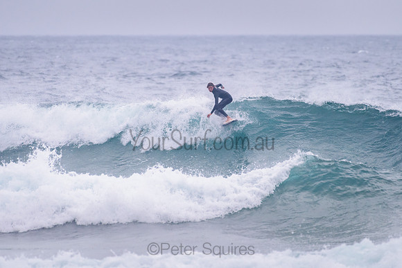 Whale_Beach_211111_071147_0125