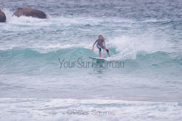 Whale_Beach_211111_071339_0133