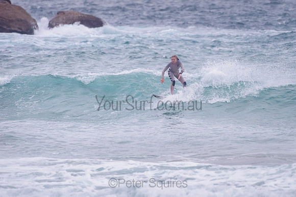 Whale_Beach_211111_071339_0134