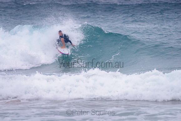 Whale_Beach_211111_072054_0148