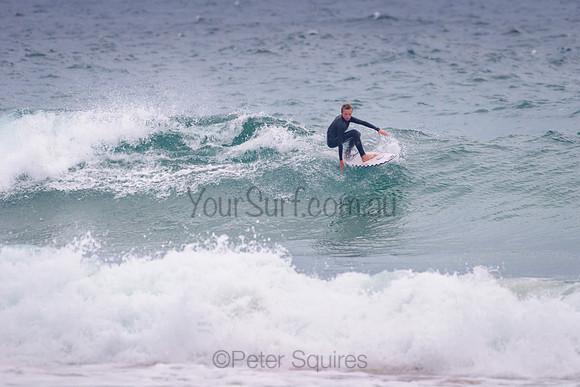 Whale_Beach_211111_072228_0150