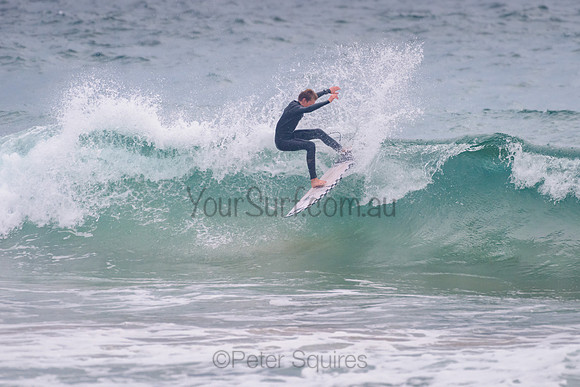 Whale_Beach_211111_072236_0152