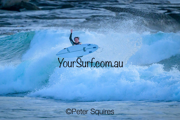 Whale_Beach_240209_063427_0690