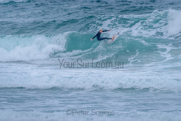 Whale_Beach_211125_065236_0011