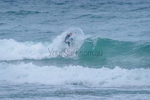 Whale_Beach_211125_065512_0025