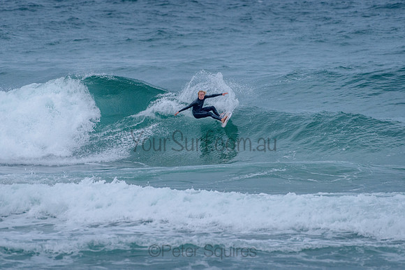 Whale_Beach_211125_065651_0028
