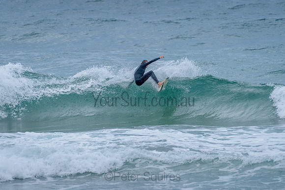 Whale_Beach_211125_070413_0054