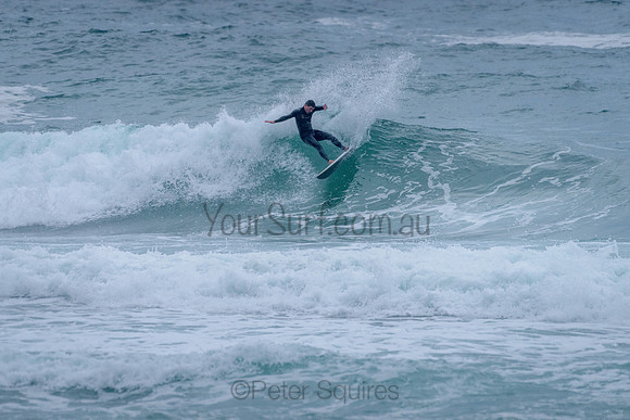 Whale_Beach_211125_070711_0056
