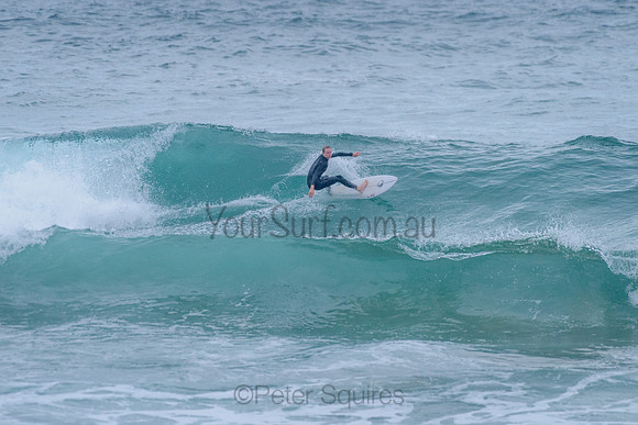 Whale_Beach_211125_071532_0075
