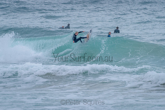 Whale_Beach_211125_072033_0086