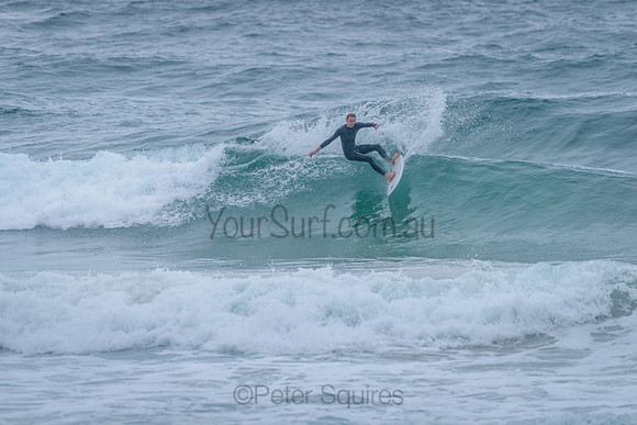 Whale_Beach_211125_072311_0103