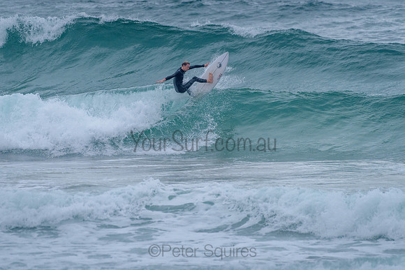 Whale_Beach_211125_072313_0106