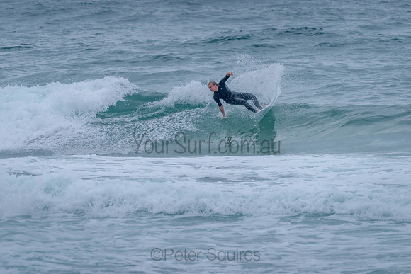 Whale_Beach_211125_073003_0125