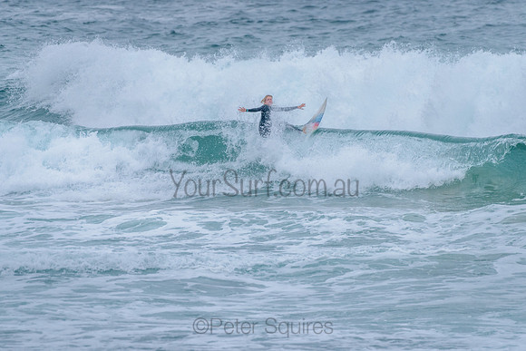 Whale_Beach_211125_073225_0134