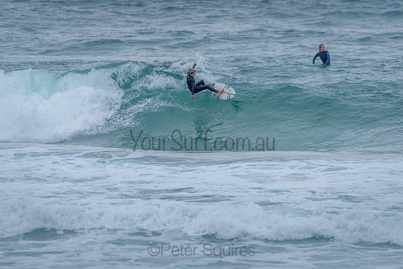 Whale_Beach_211125_080013_0226