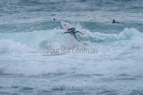 Whale_Beach_211125_080021_0229