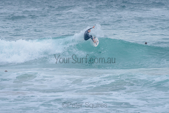 Whale_Beach_211125_080051_0233