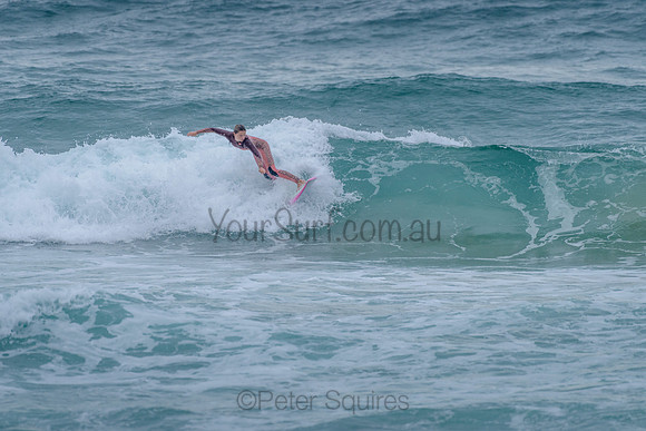 Whale_Beach_211125_080211_0236