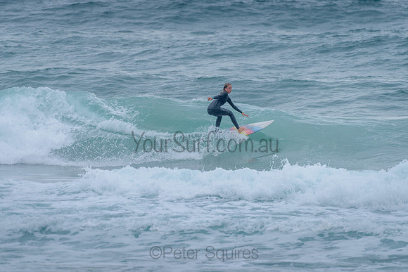 Whale_Beach_211125_080531_0246