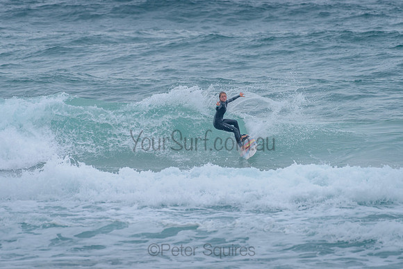 Whale_Beach_211125_080532_0248