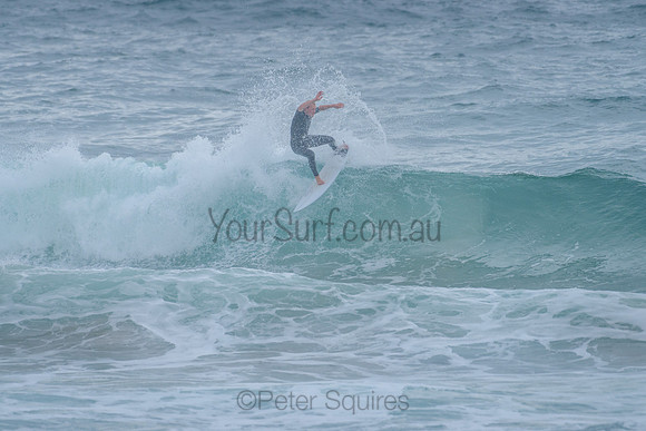 Whale_Beach_211125_081004_0257
