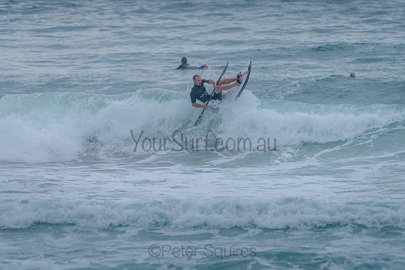 Whale_Beach_211125_081100_0264