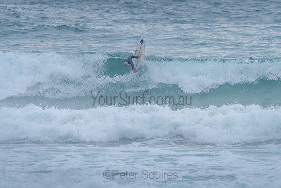 Whale_Beach_211125_081446_0275