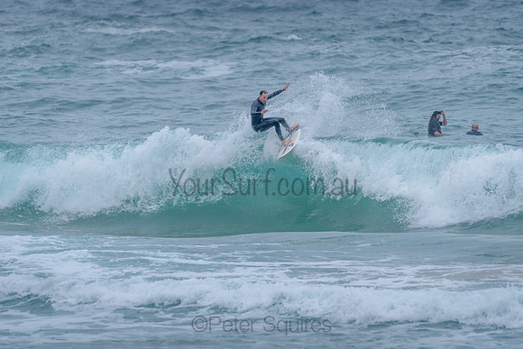 Whale_Beach_211125_082833_0302