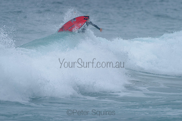 Whale_Beach_211125_090558_0357