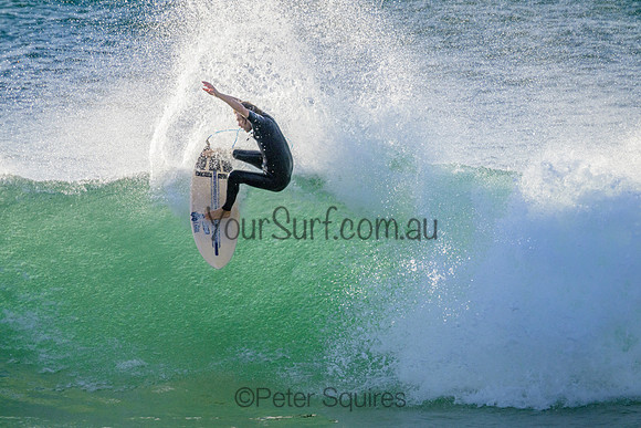 Whale_Beach_220416_072632_0023