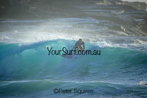 Whale_Beach_240311_074342_0001