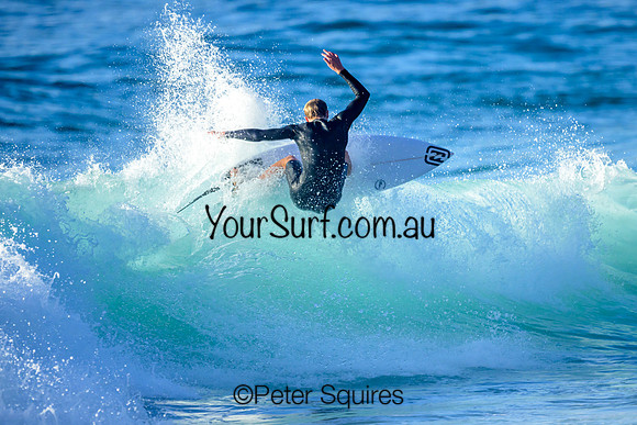 Whale_Beach_240311_075612_0165