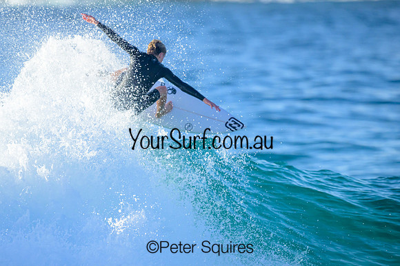 Whale_Beach_240311_080010_0229