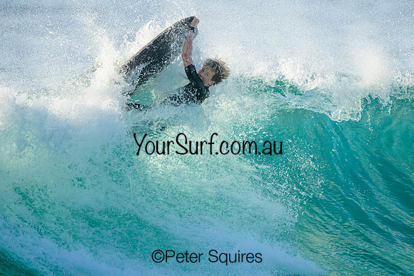Whale_Beach_240311_080440_0341