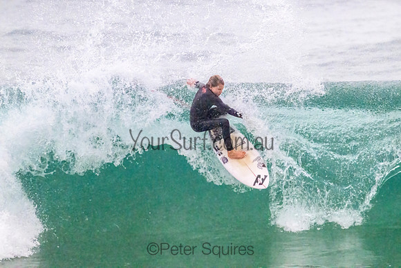 Whale_Beach_220513_082633_0112-Edit