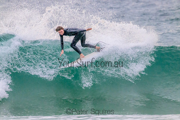 Whale_Beach_220830_071038_0033