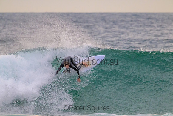 Whale_Beach_220830_071353_0042