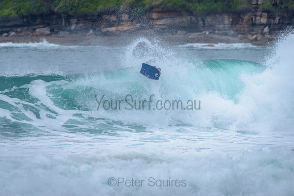 Whale_Beach_211211_075335_0007