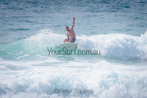 Whale_Beach_211218_091701_0106