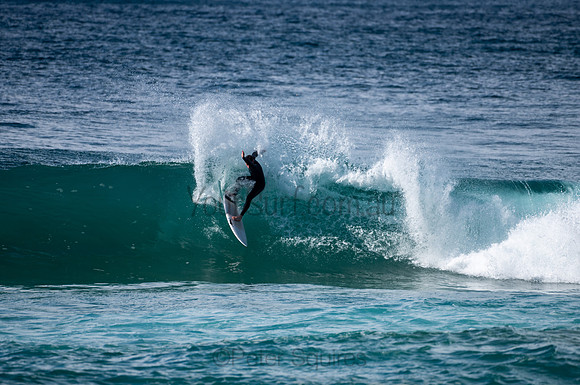 Whale_Beach-200809-09.31-1287